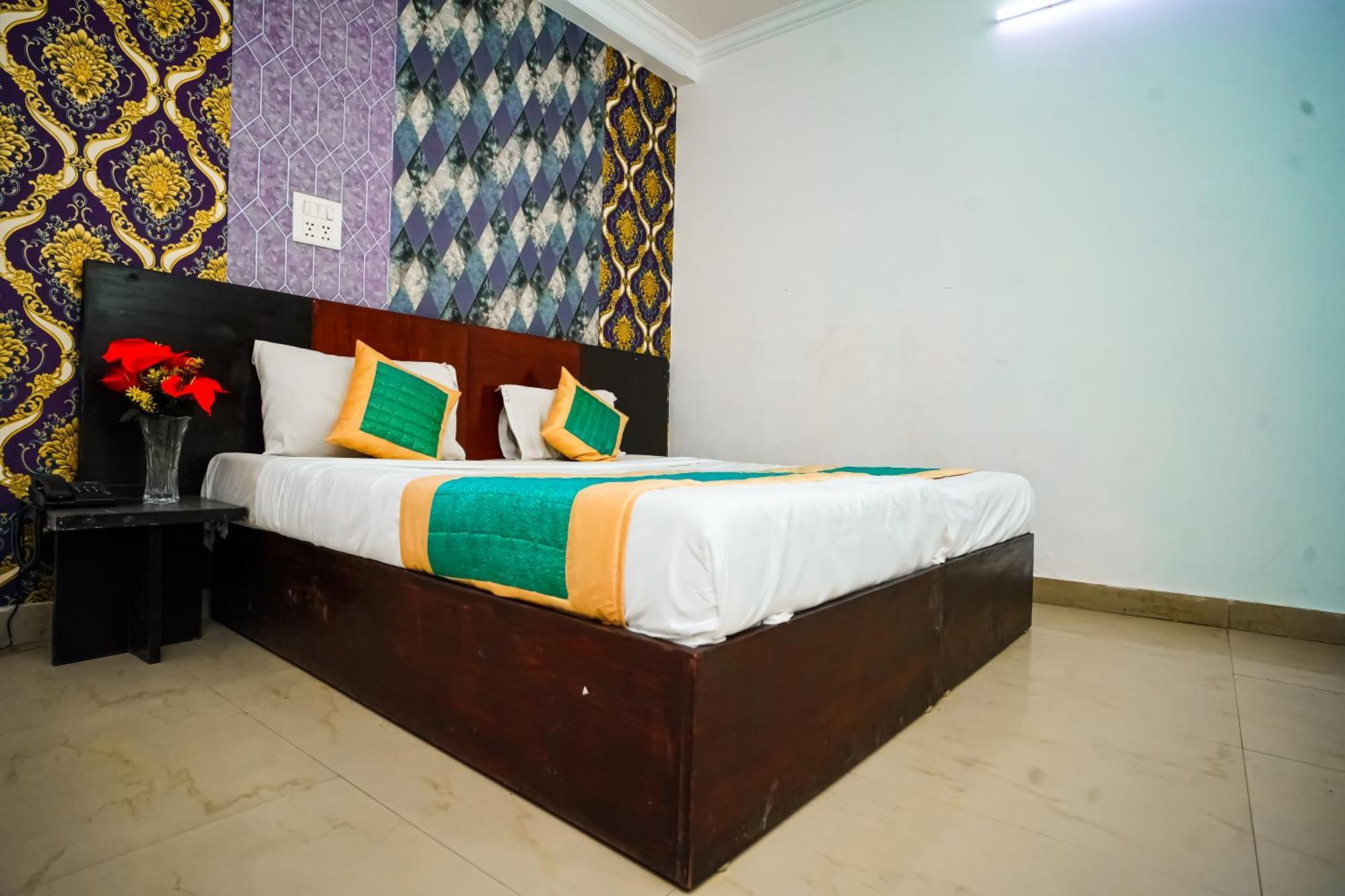 Eurostar International By Quality Hotel New Delhi