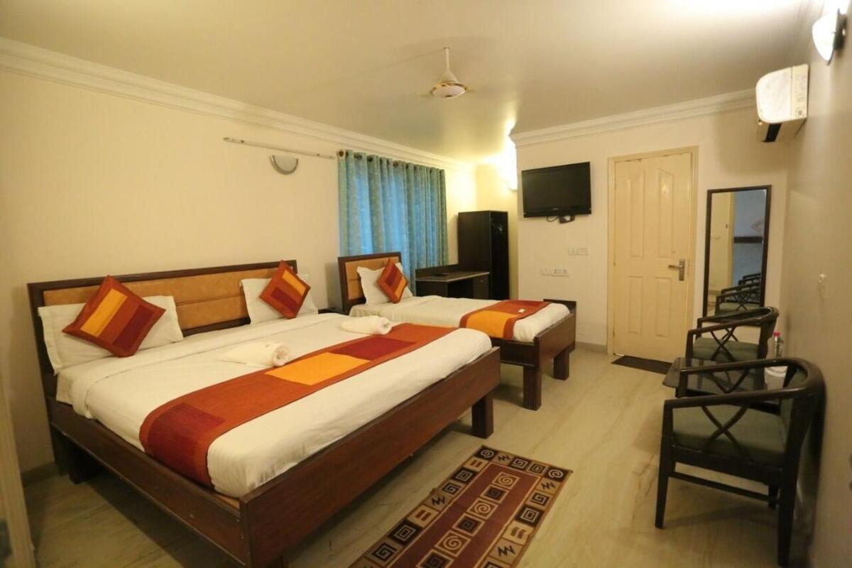 Eurostar International By Quality Hotel New Delhi